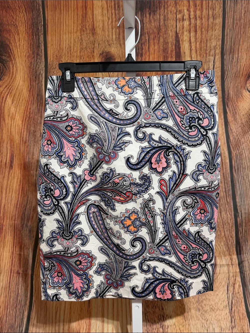 Ann Taylor Paisley Pencil Skirt Size 6P